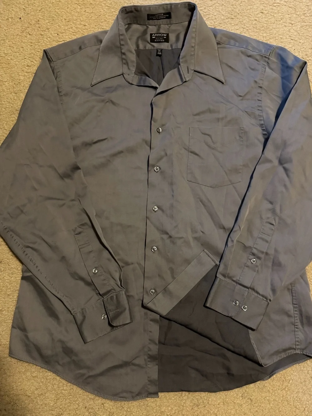 Arrow Men’s Fitted Dress Shirt in Charcoal